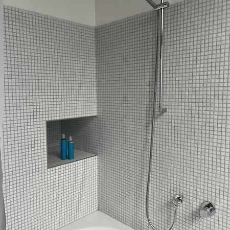Architekten-wohnung Moderne Kuesst Altbau *